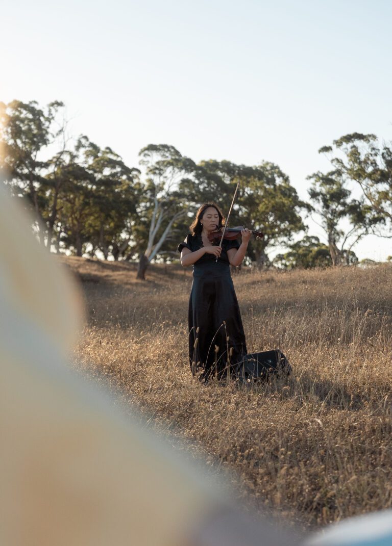 solo-violinist-adelaide